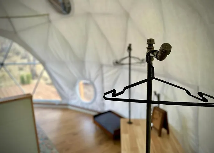 The Hub - Glamping - Grand Canyon West * Dolan Springs